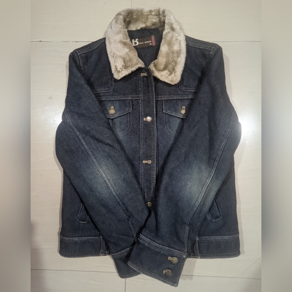 Basic house denim jacket inside golden woollen Korea size S 95 ( 1 gift 🎁) - Picture 2 of 9